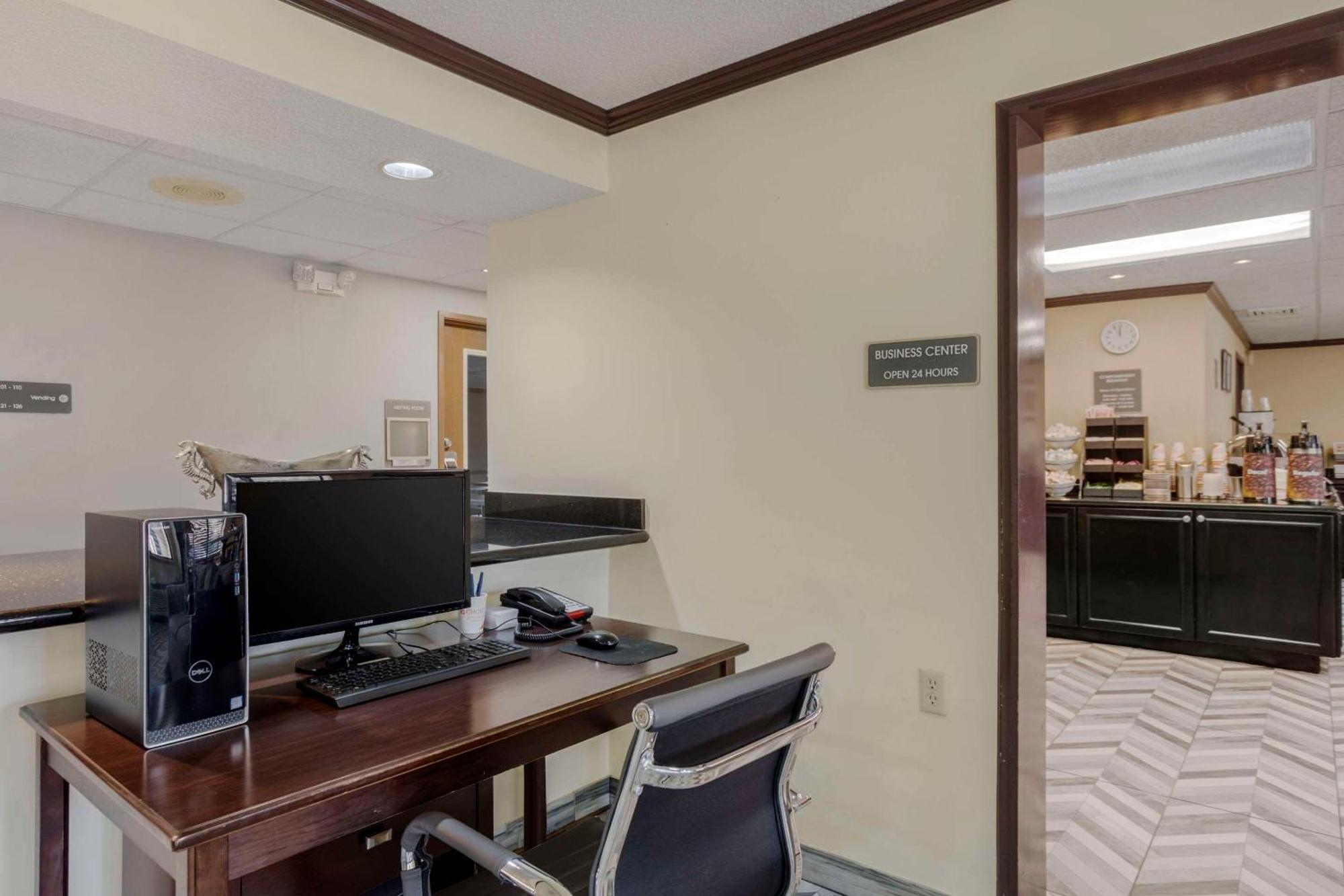 Comfort Inn & Suites 브렌트우드 외부 사진