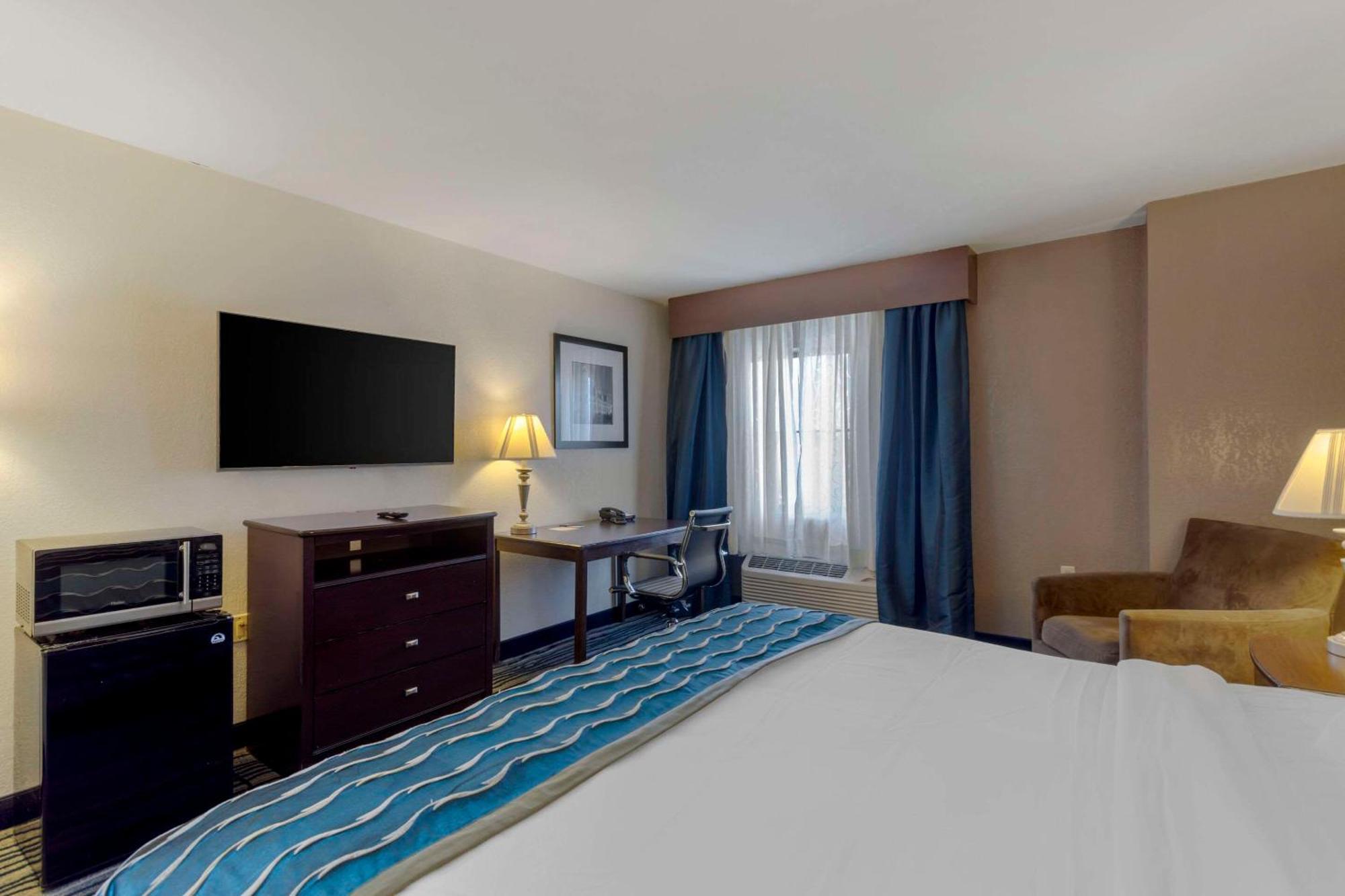 Comfort Inn & Suites 브렌트우드 외부 사진