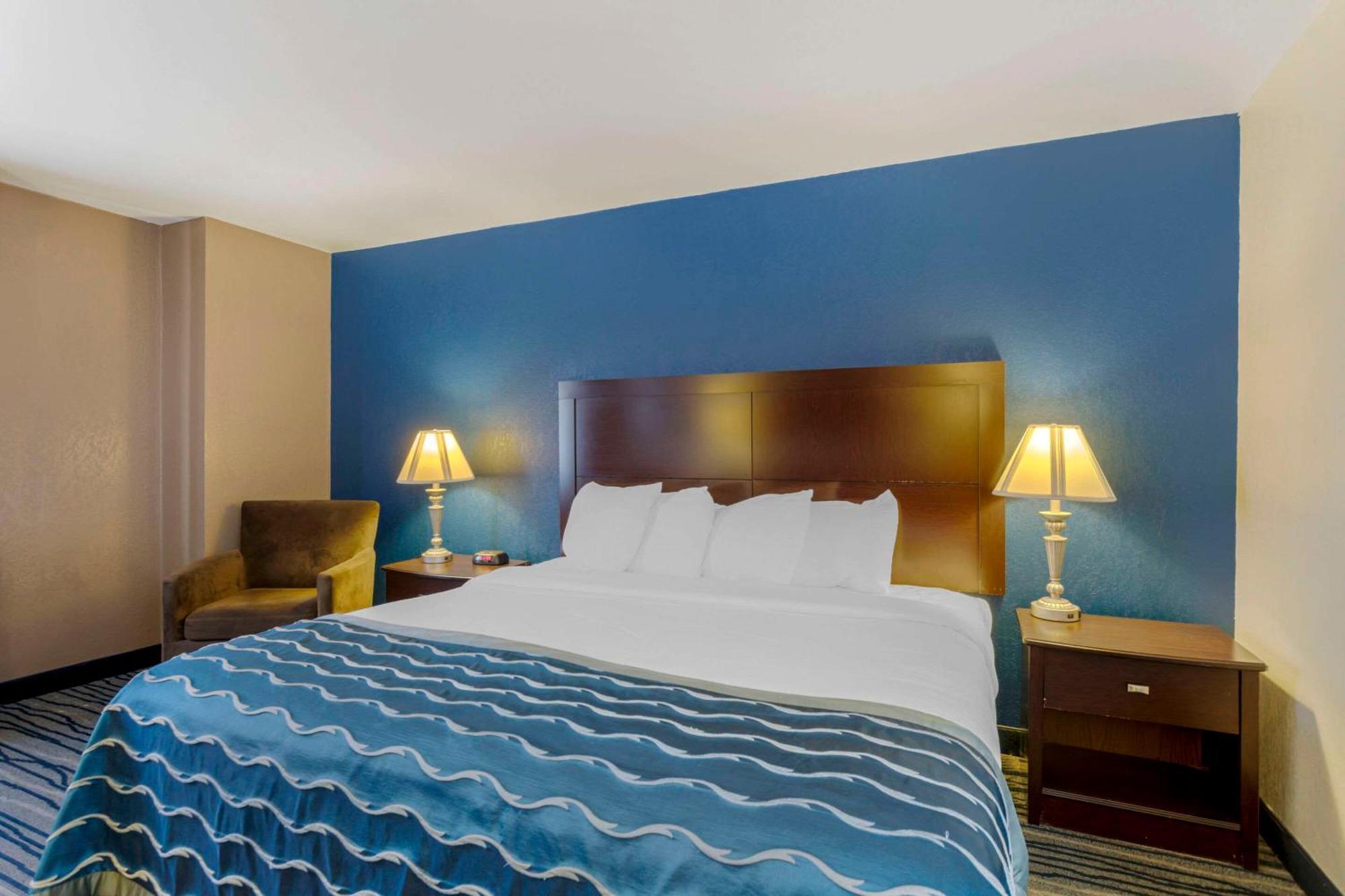 Comfort Inn & Suites 브렌트우드 외부 사진