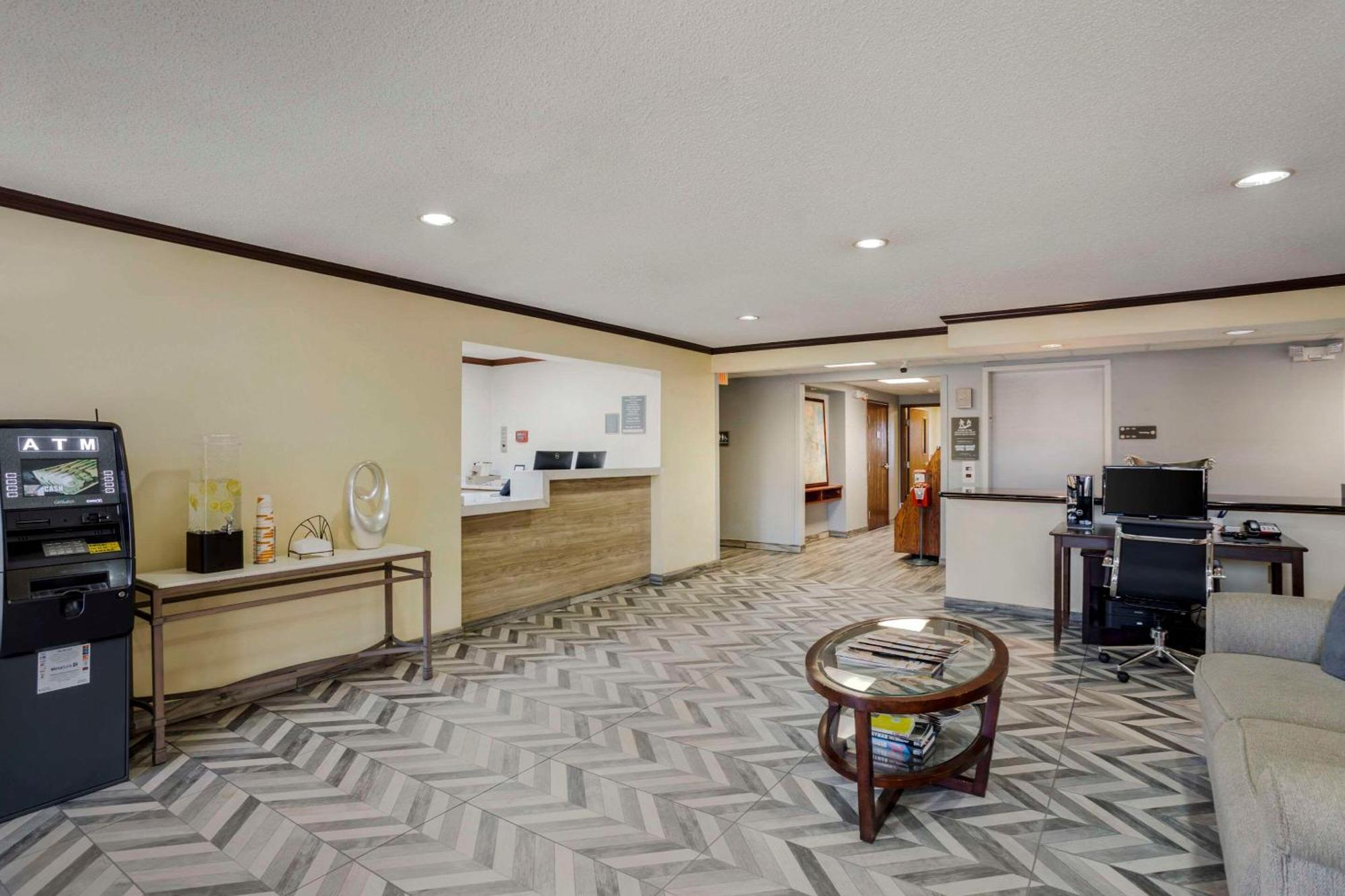 Comfort Inn & Suites 브렌트우드 외부 사진