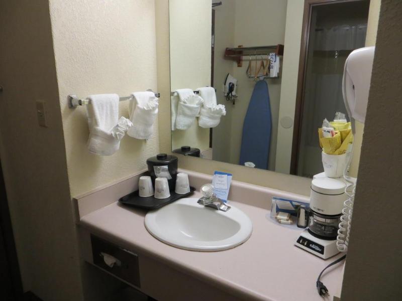 Comfort Inn & Suites 브렌트우드 외부 사진