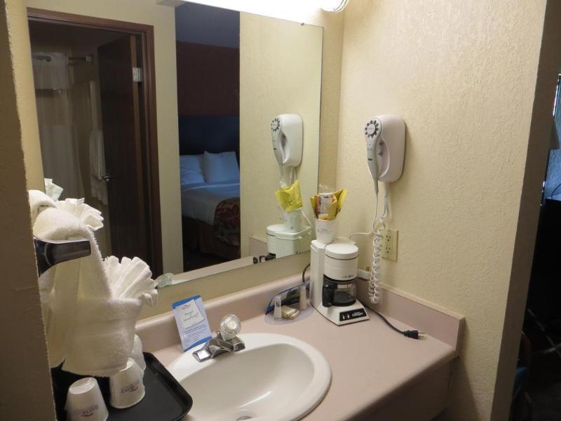 Comfort Inn & Suites 브렌트우드 외부 사진